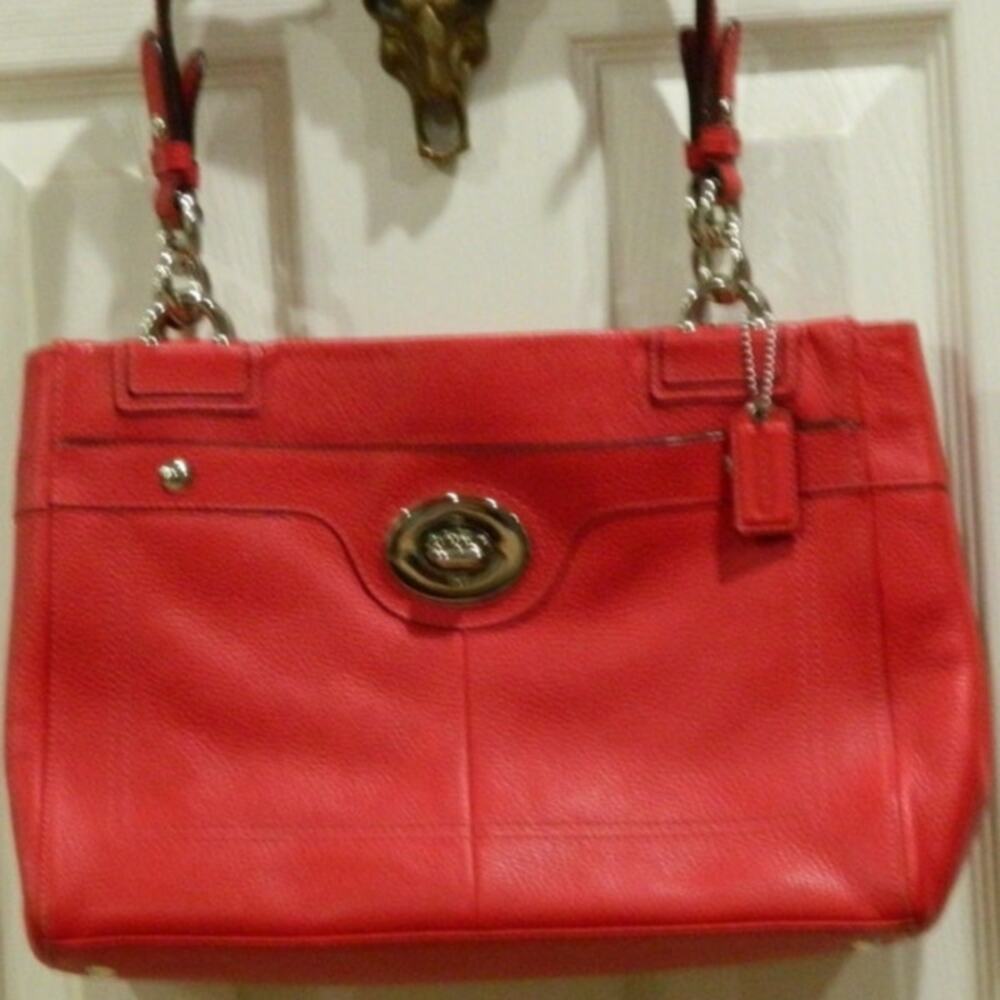 Coach Penelope Satchel Red Pebbled Leather Turn lock Closure